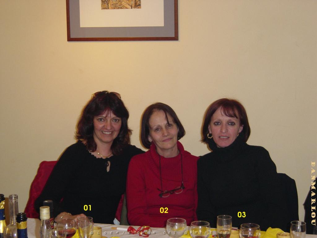 AA 024 RETROUVAILLES 2003 LES TROIS GRACES.JPG
